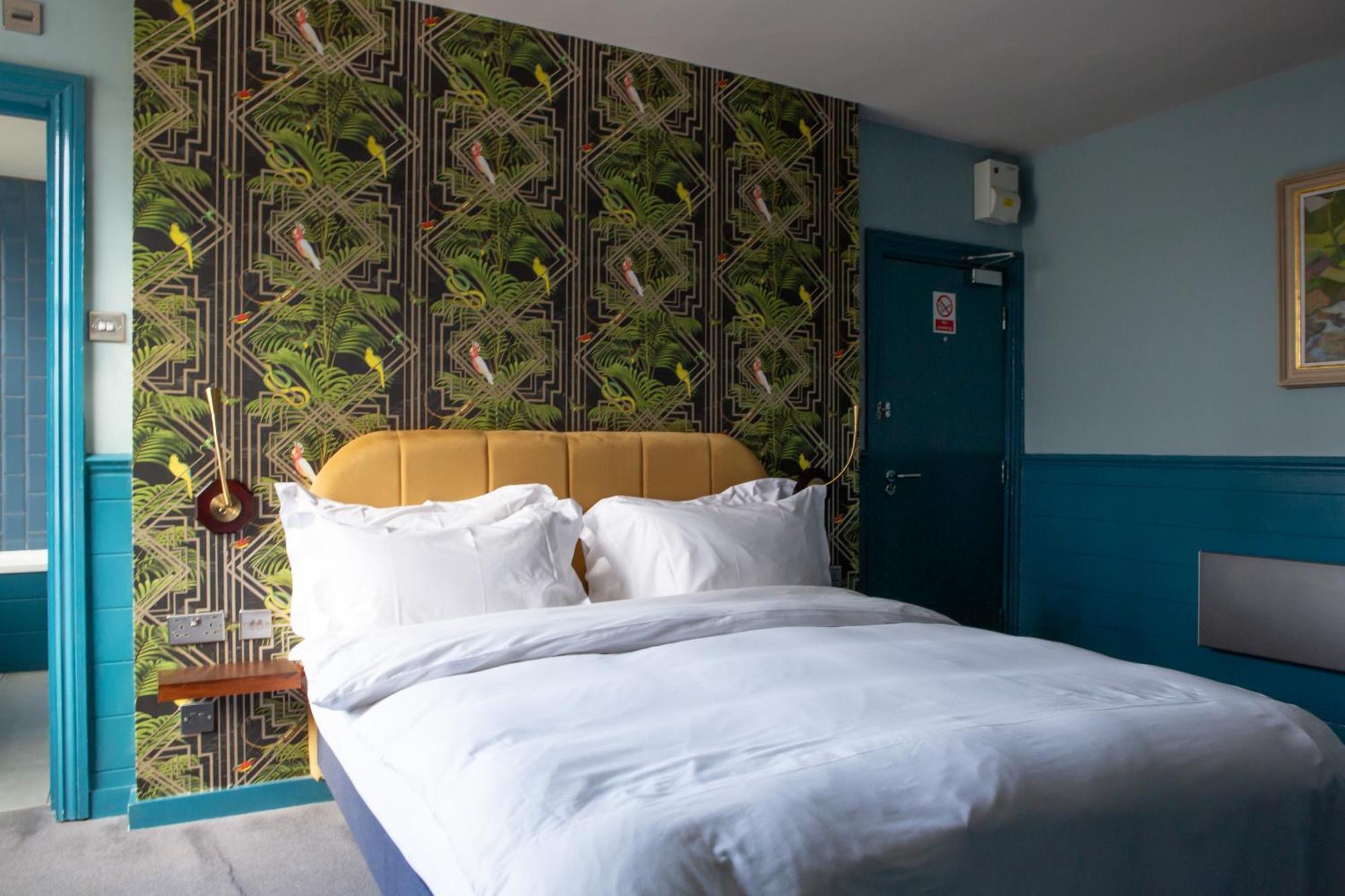 The Ship Rooms Лондон Екстериор снимка